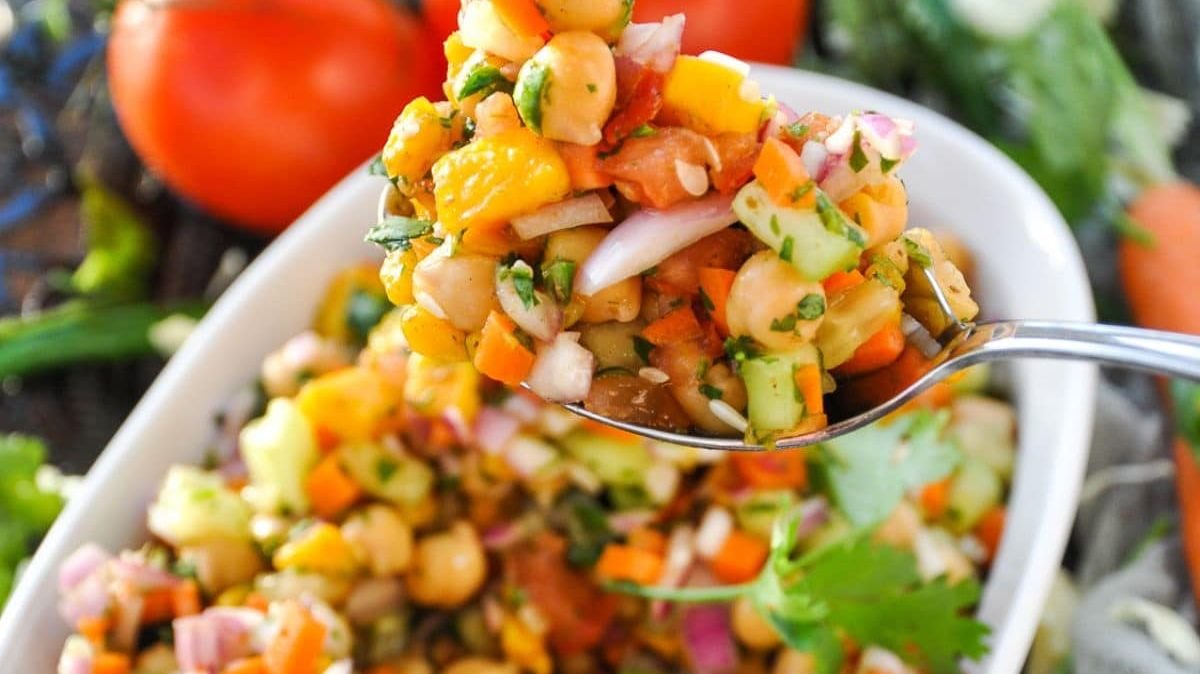 Mango Chickpea Salad